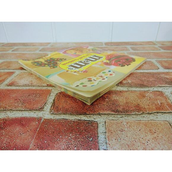 M&M's Fun Stuff Cookbook - Paperback 2013‎ - Colorful and Fun Dessert Recipes - Picture 11 of 13